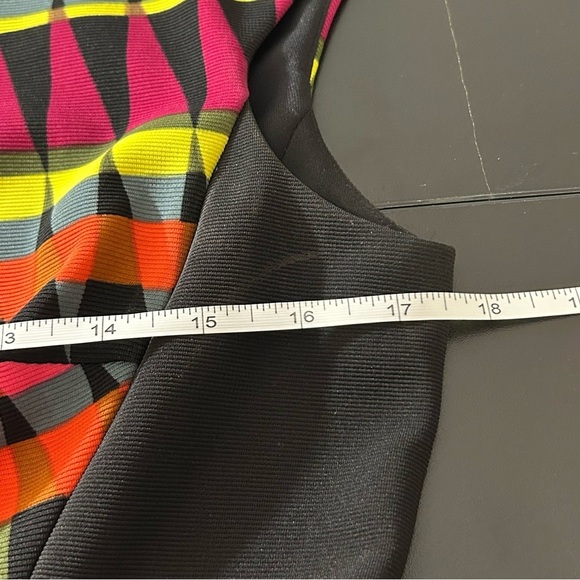 Signature London Style Dress Bright Multicolored Abstract Print Sheath Size 10 - Picture 5 of 8